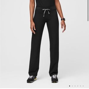 XS tall Livingston figs scrubs